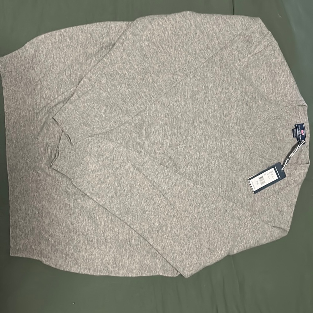 Grey cashmere vineyard vines sweater new with tags